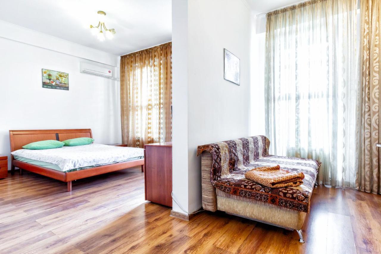 423 Lighthouse Apartments - Traveler'S Choice Almati Kültér fotó